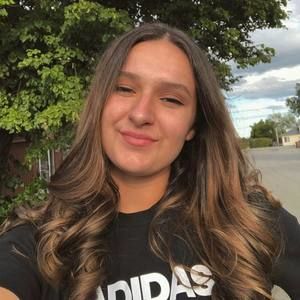 Meet your Posher, Océane